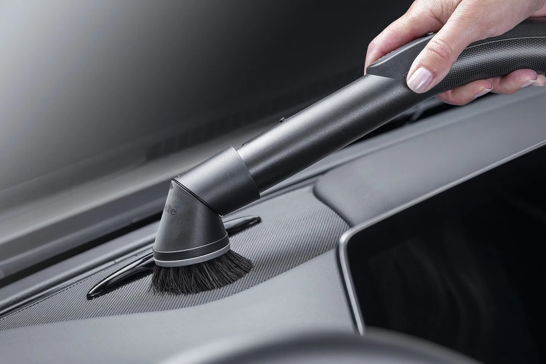 Dusting Brush With Flexible Swivel Joint<Miele Store