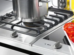 Spacer Strip<Miele Shop