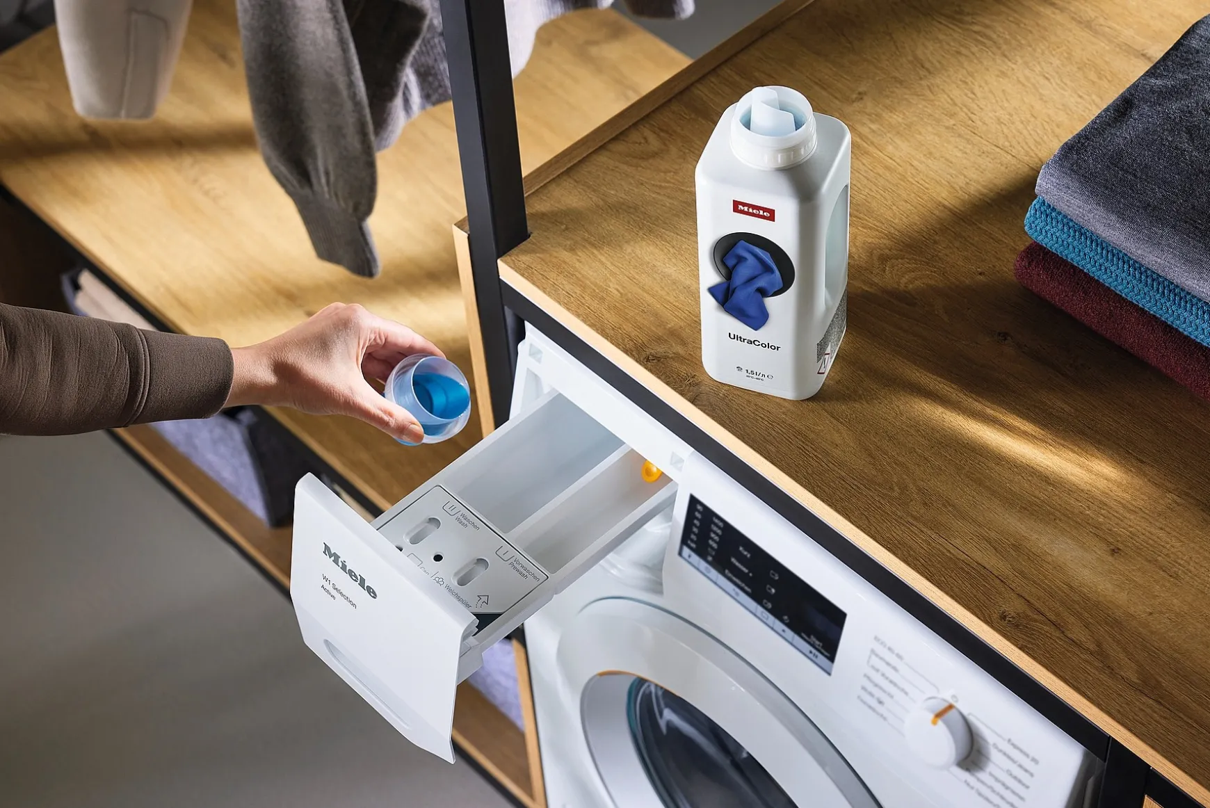 Ultracolor Liquid Detergent 1.5 L<Miele Online