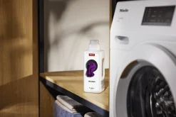 Ultradark 50.72 Fl. Oz. (1.5 L)<Miele Hot